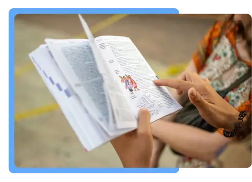Enseñando los libros de cuenta con nosotros